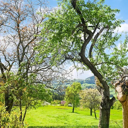 Tempting In With Garden Apartment *
